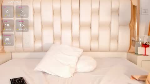 Snapshot of alana_then2 chatting on 12/08/24, 12:51 online show from 12/08/24, 12:51