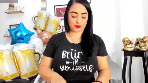 Snapshot of alana_then2 chatting on 09/25/25, 09:29 online show from 09/25/25, 09:29