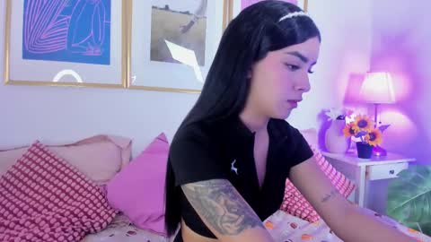 Snapshot of alanaa_rosse chatting on 02/18/26, 12:23 ALANA online show from 02/18/26, 12:23