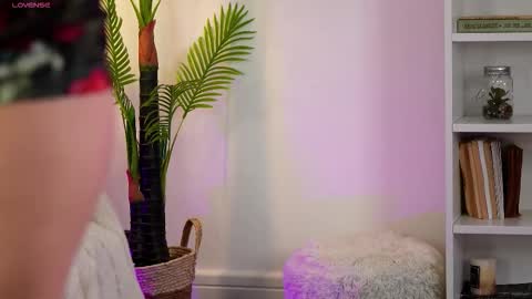 Snapshot of alanabaabe chatting on 03/23/26, 05:00 AlanaBaabe online show from 03/23/26, 05:00