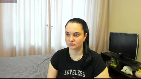 Snapshot of alanabrox chatting on 05/24/26, 08:19 Julia online show from 05/24/26, 08:19