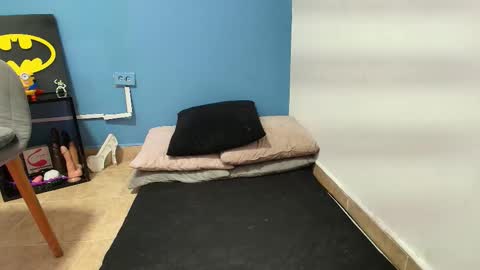 Snapshot of alanah_preston_ chatting on 11/29/25, 01:19 Alanah Prestoon online show from 11/29/25, 01:19