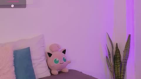 Snapshot of alanajohnson__ chatting on 10/07/25, 08:17 Ana online show from 10/07/25, 08:17