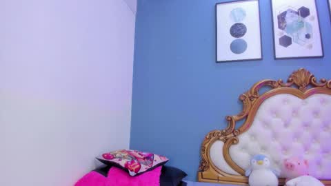 alana online show from 09/14/25, 04:06