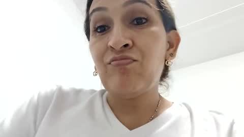 Snapshot of alanastones_19 chatting on 10/08/25, 04:43 Alanastones 19 online show from 10/08/25, 04:43