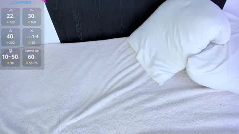 Snapshot of alanblack1 chatting on 02/06/25, 04:14 alanblack1 online show from 02/06/25, 04:14