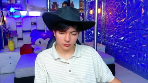 Snapshot of alandelrey57 chatting on 03/25/26, 08:04 ALAN DEL REY online show from 03/25/26, 08:04