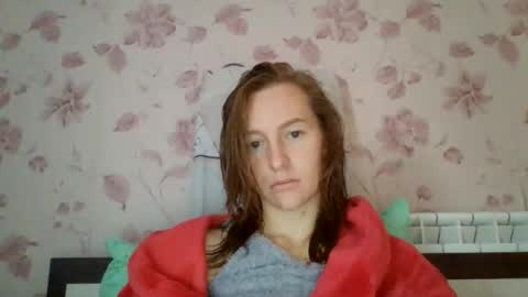 Elisa online show from 09/24/25, 08:06