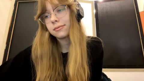 Stella online show from 10/20/25, 11:32