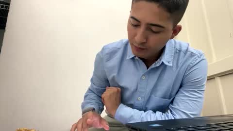 alanj998 online show from 01/12/26, 01:33