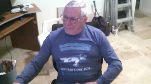 Snapshot of alanlee10allen chatting on 04/21/26, 01:39 Alanlee10allen online show from 04/21/26, 01:39