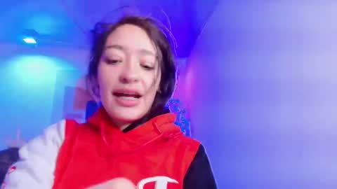 Snapshot of alanna__scott chatting on 03/29/26, 03:39 Alanna online show from 03/29/26, 03:39