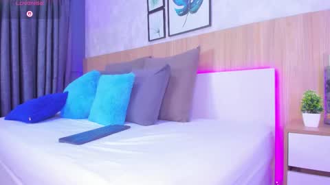 Alanna  online show from 09/13/25, 02:33