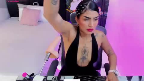Snapshot of alanna_wild chatting on 06/15/26, 07:05 Alana online show from 06/15/26, 07:05