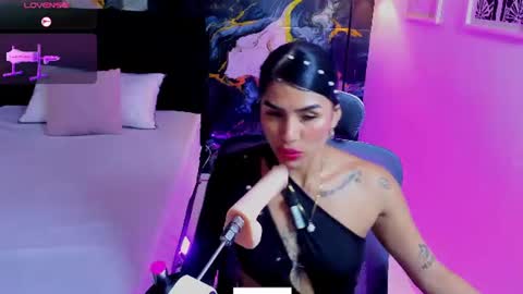 Snapshot of alanna_wild chatting on 06/19/26, 07:50 Alana online show from 06/19/26, 07:50