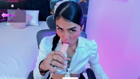 Snapshot of alanna_wild chatting on 06/28/26, 06:14 Alana online show from 06/28/26, 06:14