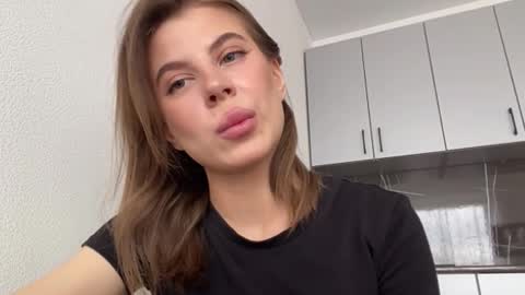 Mila online show from 10/29/25, 08:27