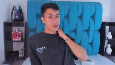 alannaughty_ online show from 01/04/25, 08:27