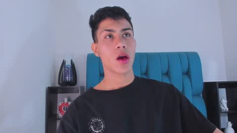 alannaughty_ online show from 01/06/25, 09:22