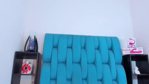 alannaughty_ online show from 01/14/25, 11:05