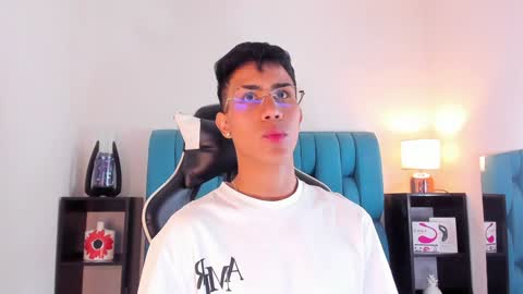 alannaughty_ online show from 01/24/25, 04:27