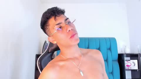 alannaughty_ online show from 02/26/25, 09:05