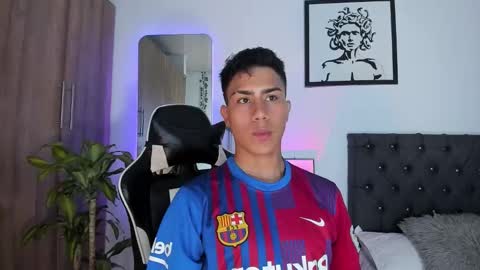 Snapshot of alannaughty_ chatting on 12/03/25, 10:30 alannaughty_ online show from 12/03/25, 10:30