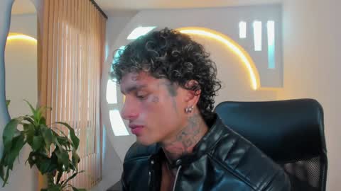 alan online show from 01/31/25, 01:02