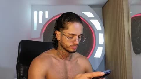 alan online show from 11/15/25, 10:56