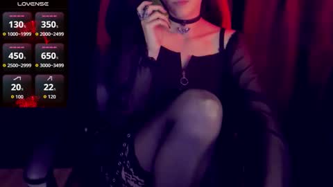 Snapshot of alariafatal chatting on 10/23/25, 06:17 Alaria online show from 10/23/25, 06:17