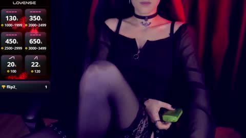 Snapshot of alariafatal chatting on 10/25/25, 05:30 Alaria online show from 10/25/25, 05:30