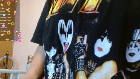 Snapshot of alaska_drew chatting on 04/09/26, 02:55 Alaska online show from 04/09/26, 02:55