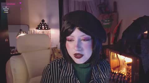 Snapshot of alaskagrace chatting on 10/18/25, 04:37 Alaska Grace online show from 10/18/25, 04:37