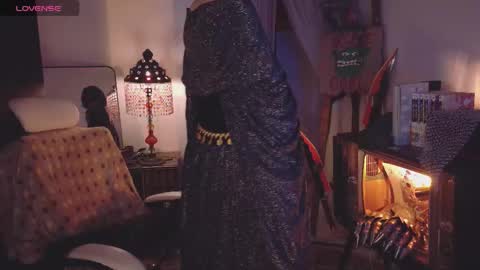 Snapshot of alaskagrace chatting on 11/01/25, 03:52 Alaska Grace online show from 11/01/25, 03:52