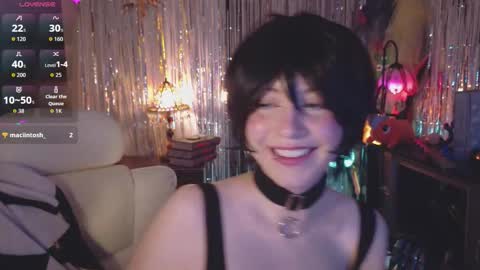 Snapshot of alaskagrace chatting on 03/31/26, 04:02 Alaska Grace online show from 03/31/26, 04:02