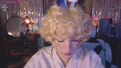 Snapshot of alaskagrace chatting on 04/08/26, 02:44 Alaska Grace online show from 04/08/26, 02:44