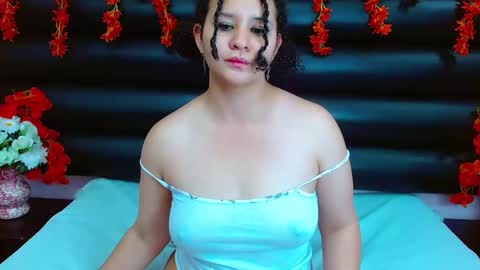 Snapshot of alasmith_ chatting on 01/19/25, 07:46 AlaSmith  online show from 01/19/25, 07:46