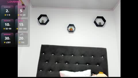 Snapshot of alba_grey chatting on 03/27/26, 11:04 alba online show from 03/27/26, 11:04