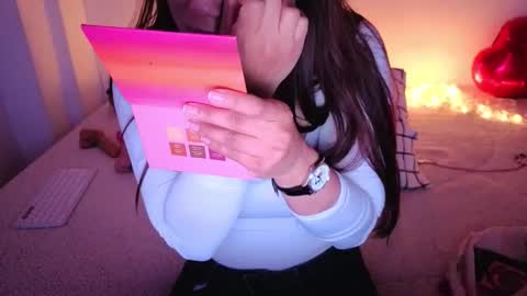 alba_toro535670 online show from 09/23/25, 12:19