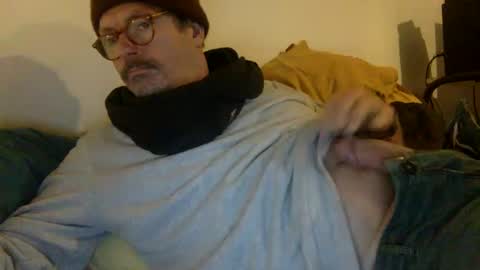 Snapshot of albandant chatting on 02/28/25, 08:31 albandant online show from 02/28/25, 08:31