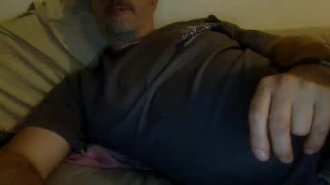 Snapshot of albandant chatting on 05/01/26, 09:41 albandant online show from 05/01/26, 09:41