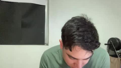 Snapshot of alber753713 chatting on 06/08/26, 04:02 alber753713 online show from 06/08/26, 04:02