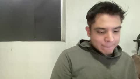 Snapshot of alber753713 chatting on 06/17/26, 11:38 alber753713 online show from 06/17/26, 11:38
