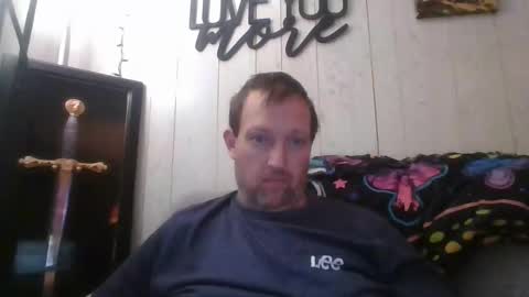 Snapshot of alberik2316 chatting on 01/19/25, 02:36 Alberik online show from 01/19/25, 02:36