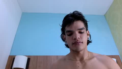 Snapshot of albertbernal69 chatting on 01/04/25, 08:39 Albert online show from 01/04/25, 08:39