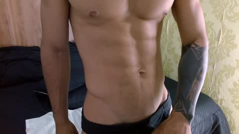 Snapshot of albertbernal69 chatting on 01/11/25, 05:20 Albert online show from 01/11/25, 05:20