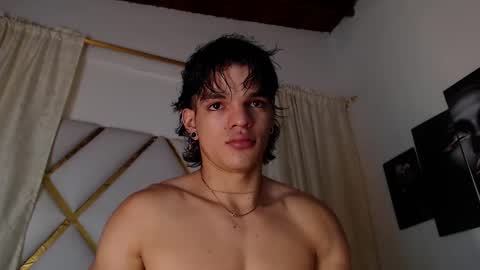 Snapshot of albertbernal69 chatting on 02/12/25, 05:15 Albert online show from 02/12/25, 05:15