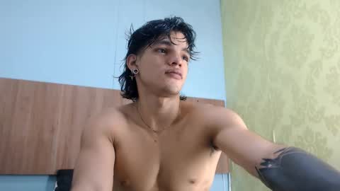Snapshot of albertbernal69 chatting on 02/25/25, 08:25 Albert online show from 02/25/25, 08:25