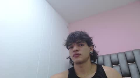 Snapshot of albertbernal69 chatting on 03/08/25, 02:23 Albert online show from 03/08/25, 02:23
