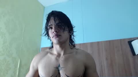 Snapshot of albertbernal69 chatting on 09/20/25, 03:18 Albert online show from 09/20/25, 03:18